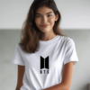 BTS Dámske unikátne tričko